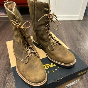 Teva Rowena combat boot zip lace brown distressed women 11 42